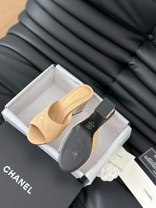 cc sandal 70 beige quilted calfskin