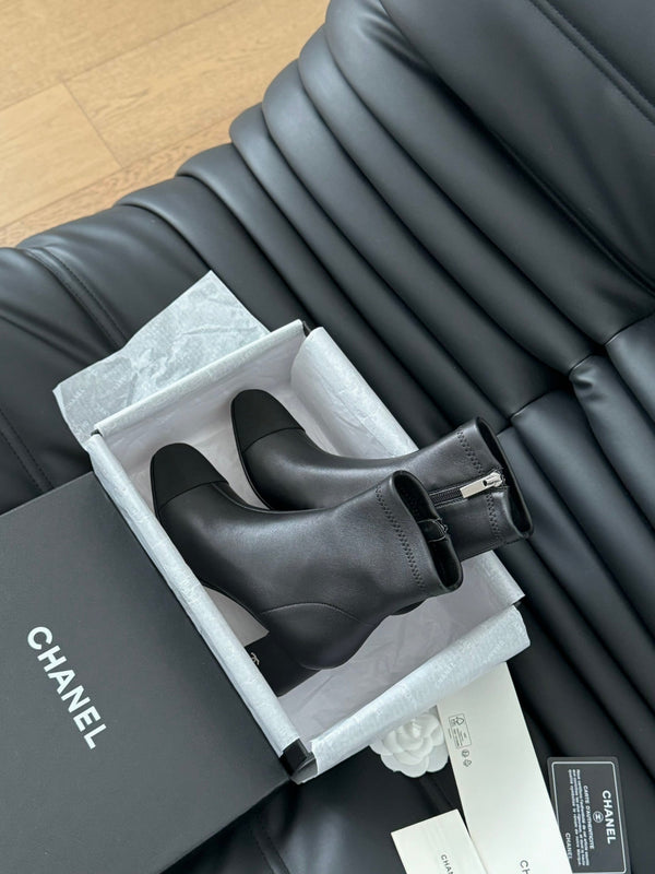 CC Ankle Boot Black Calfskin Grosgrain