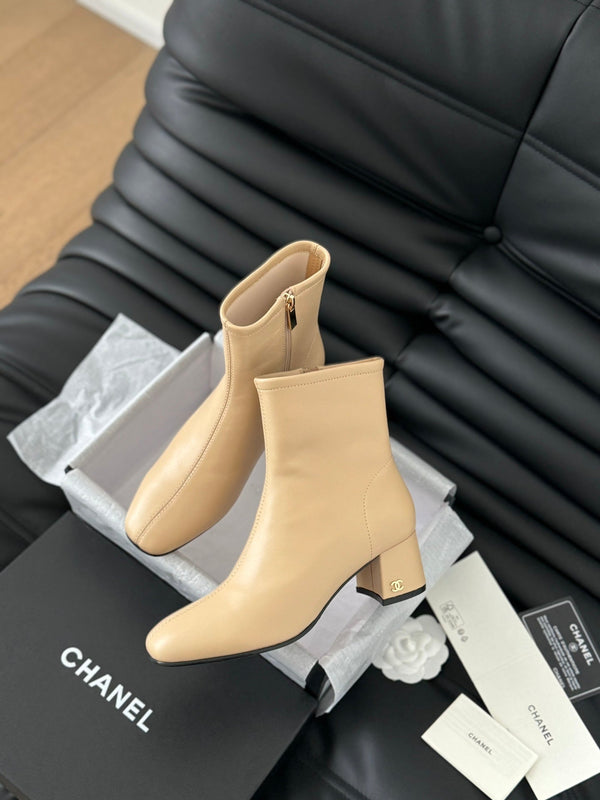 CC Ankle Boot Beige Calfskin