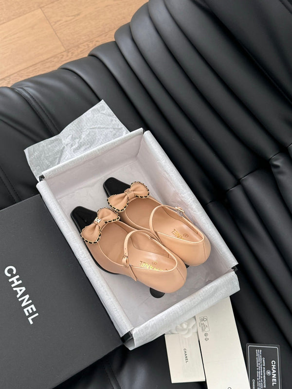 CC POINTED TOE HIGH HEELS IN SEPIA BEIGE MIX BLACK LAMBSKIN GOLD HARDWARE