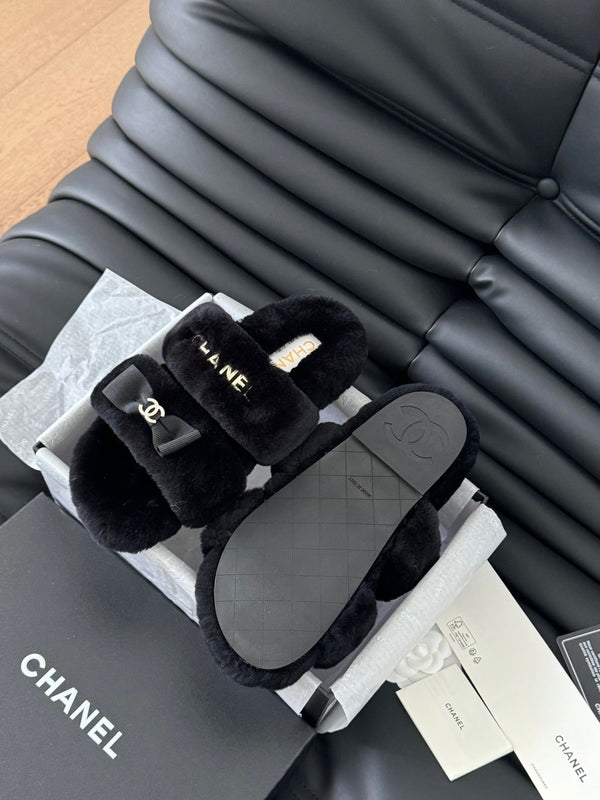 CC DAD SANDAL MULE IN PILE NERO CON FERRAMENTA ORO