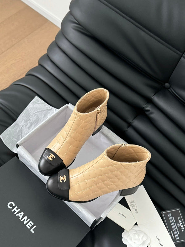 CC SHORT BOOTS 65 MM IN SEPIA BEIGE MIX BLACK QUILTED PATTERN LAMBSKIN