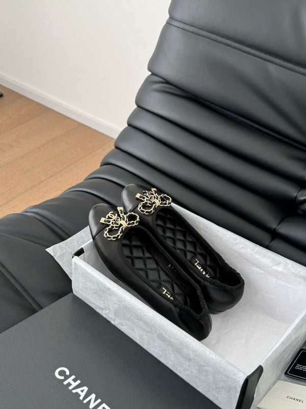 CC Ballet Flats In Black Lambskin 143528