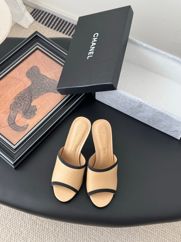 CC 25 Mules Beige Sheepskin Leather 305261