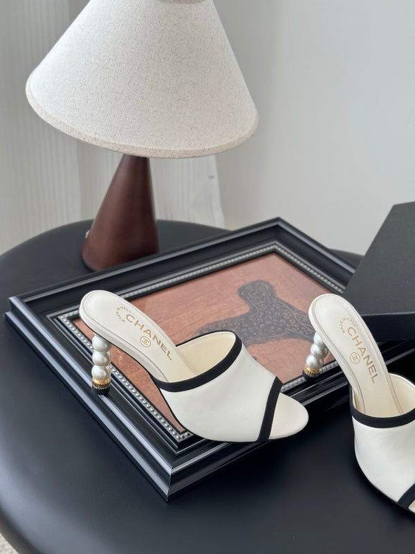 CC 25 Mules White Sheepskin Leather 305262