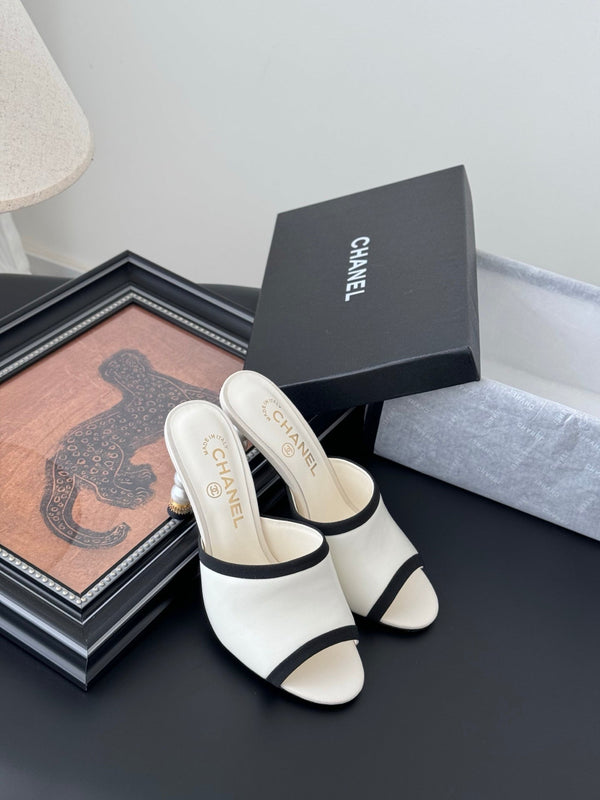 CC 25 Mules White Sheepskin Leather 305262