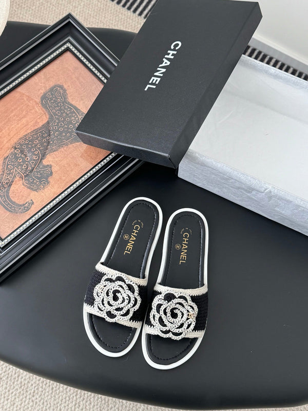 CC 25 Flower Slippers Black Knitted 305305