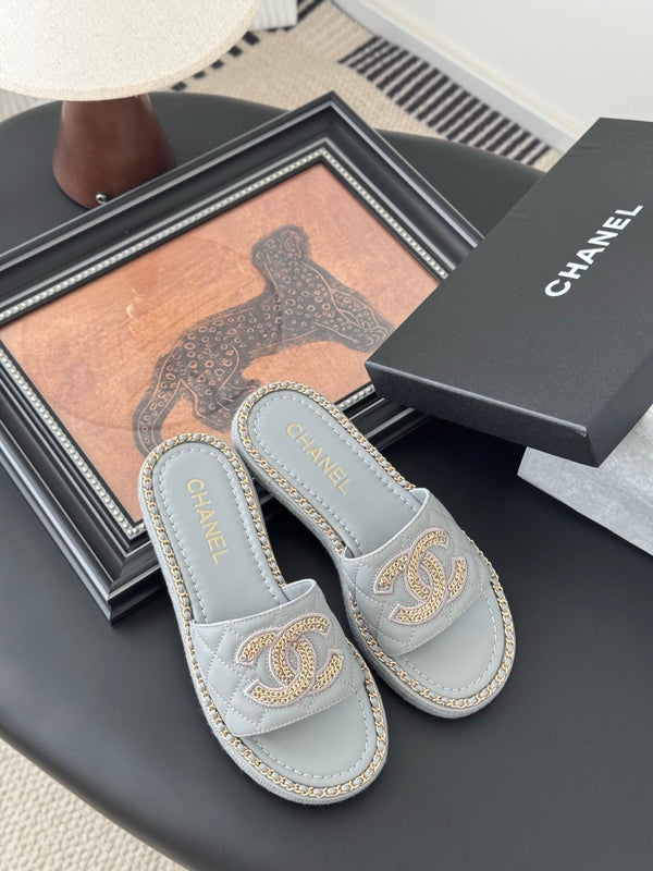 CC Slipper In Beau Blue Calfskin Mix Chain Base
