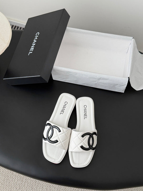 CC 26K Chaussons Cambon Cuir d'agneau blanc 670824