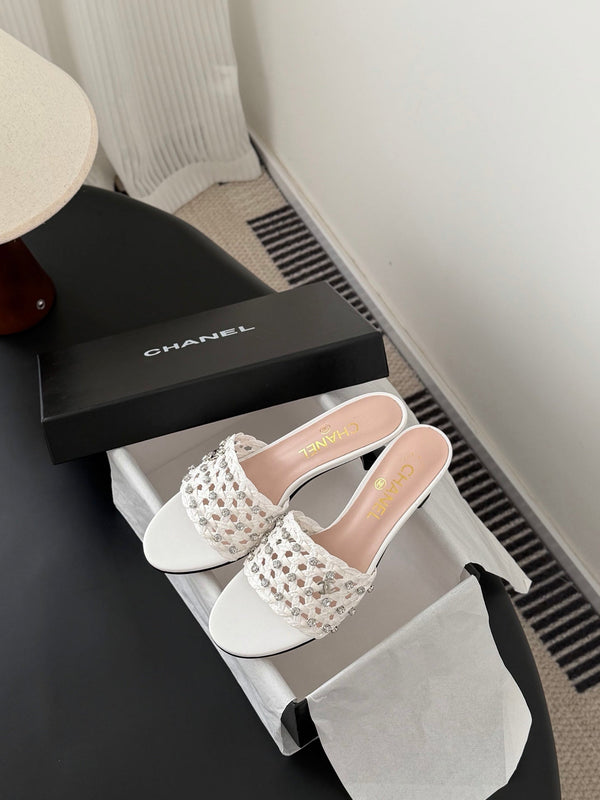 Sandales CC 26SS cuir d'agneau tressé blanc 670633