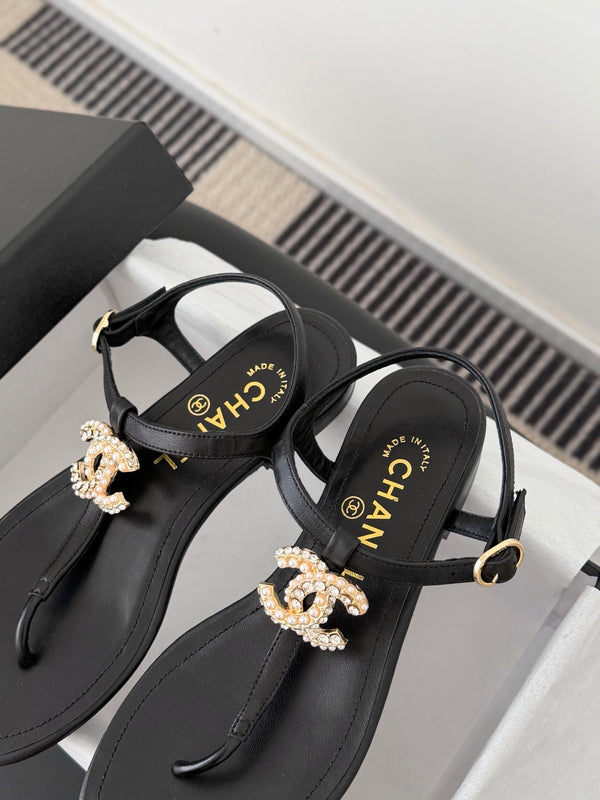CC Sandales à Brides Agneau Noir 670385