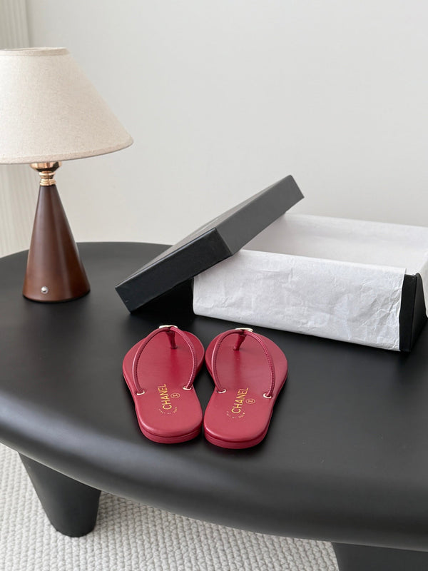CC 2026 Thong Sandal Burgundy Calfskin 675901
