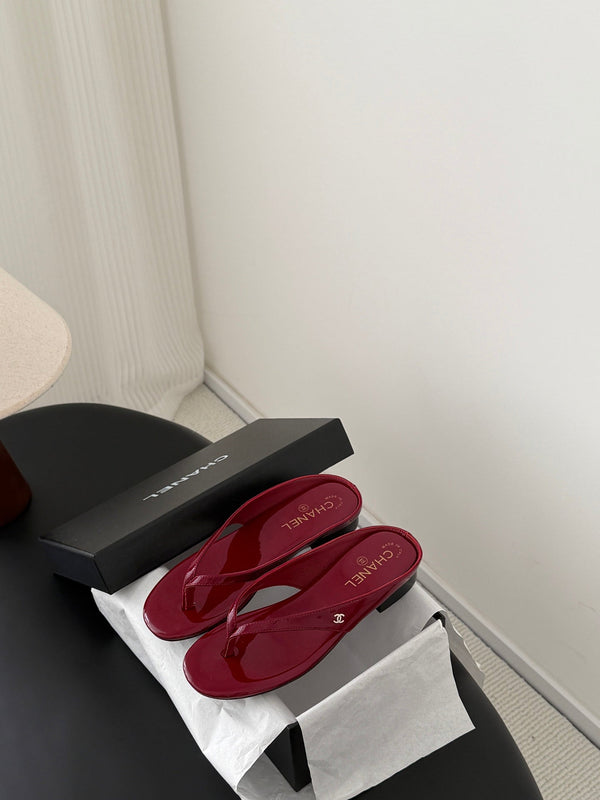 CC 26P Flip-Flops Burgundy Cowhide 700415