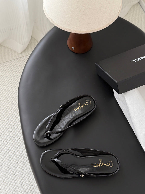 CC 26P Flip-Flops Black Cowhide 700416