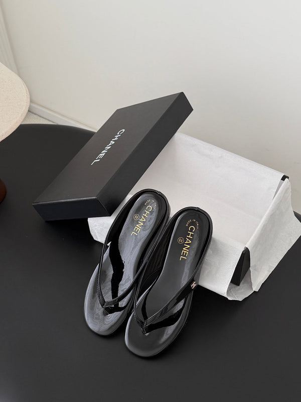 CC 26P Flip-Flops Black Cowhide 700416