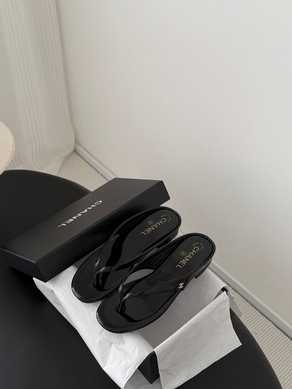 CC 26P Flip-Flops Black Cowhide 700416