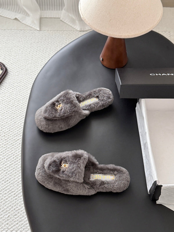 CC 26s Mules Grey Gold Shearling 127706