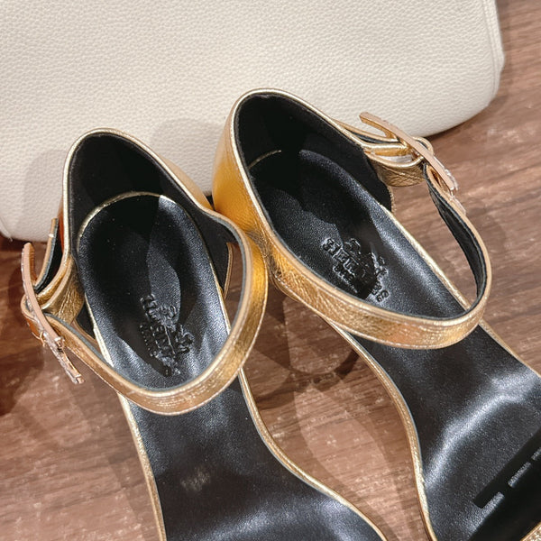 HM Buckle Sandals Gold Calfskin 308164