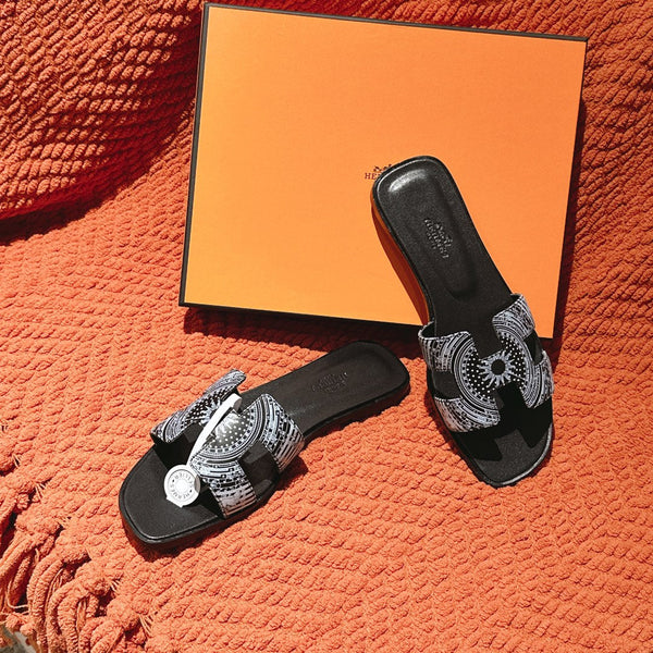 HM 3D Oran Sandals Black Calfskin 243961