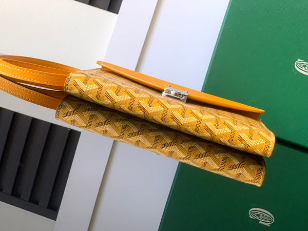 PORTAFOGLIO-BUSTA 21 IN TELA GOYARDINE GIALLA E PELLE DI VITELLO CHYPRE