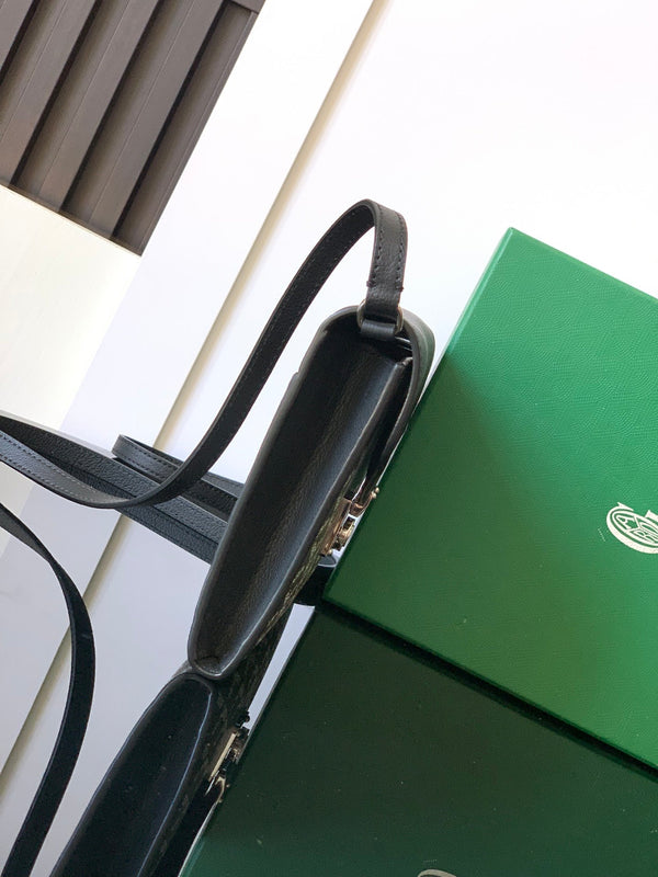 PORTAFOGLIO-BUSTA CHYPRE 21 IN TELA GOYARDINE NERA E PELLE DI VITELLO