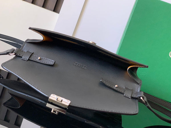 PORTAFOGLIO-BUSTA CHYPRE 21 IN TELA GOYARDINE NERA E PELLE DI VITELLO