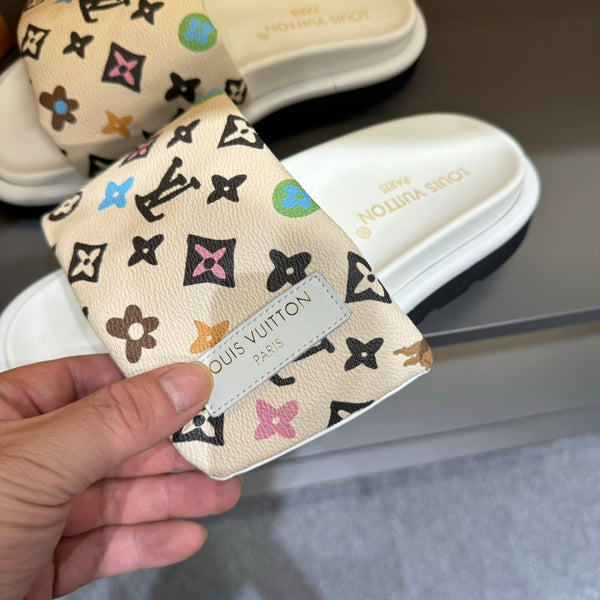 LV VELCRO SLIPPERS IN BEIGE CREAM MONOGRAM CALFSKIN