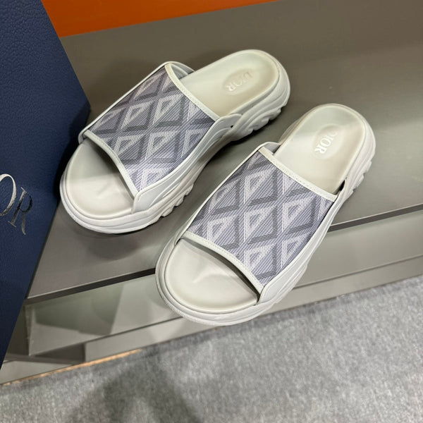 CD H-TOWN SANDAL LIGHT GRAY AND WHITE CALFSKIN