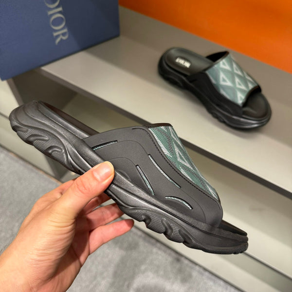 CD H-TOWN SANDAL PINE CALFSKIN