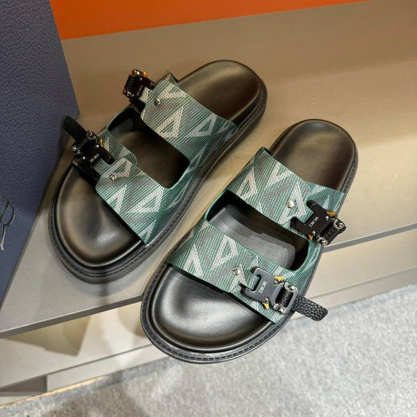 CD DOUBLE H-TOWN SANDAL PINE CALFSKIN