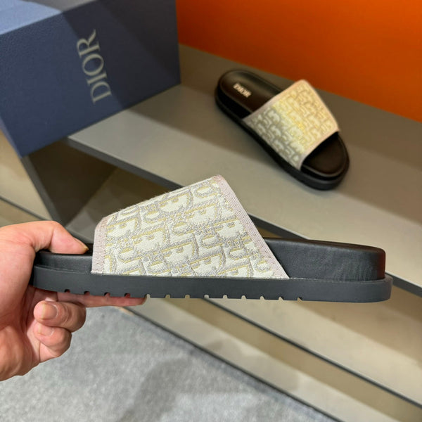 CD VELCRO STRAP SLIPPER PASTEL PINK AND BEIGE JACQUARD