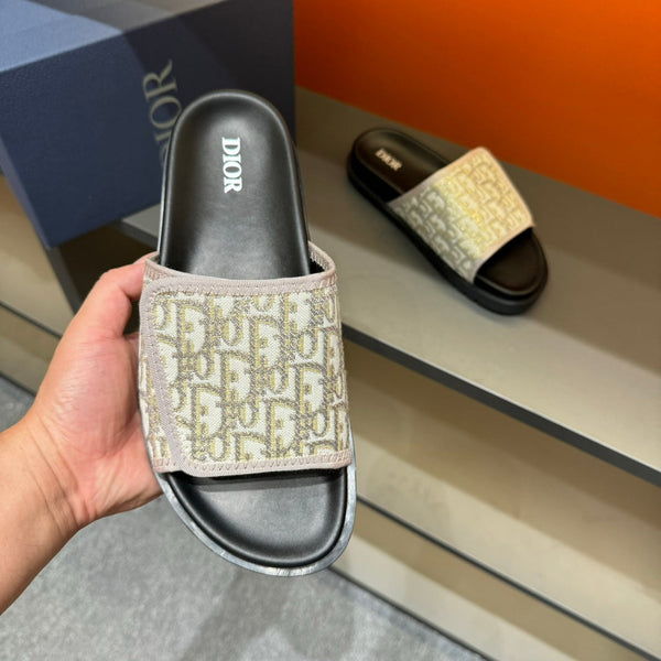 CD VELCRO STRAP SLIPPER PASTEL PINK AND BEIGE JACQUARD