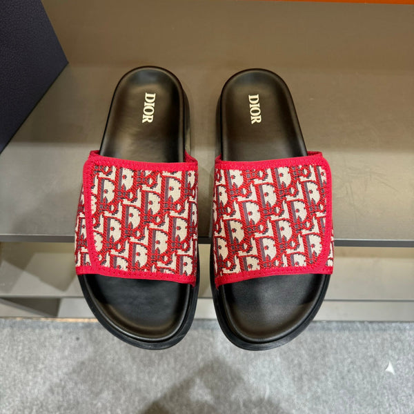CD VELCRO STRAP SLIPPER RED JACQUARD