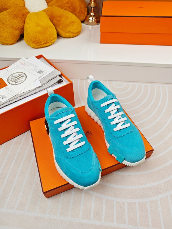 SNEAKERS BOUNCING IN PELLE DI VITELLO AZZURRO CIELO