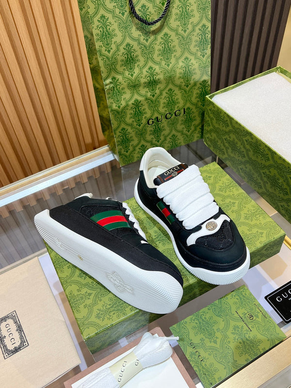 GG Men's Screener Sneaker Black Canvas Sheepskin 523608