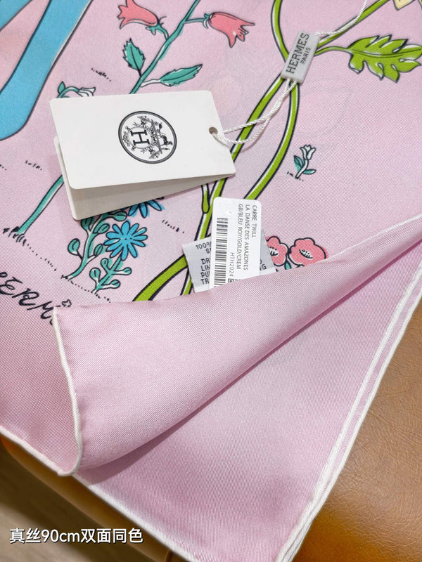 HM Le Pommier Sellier Scarf 90x90cm Light Pink Silk Twill 223455