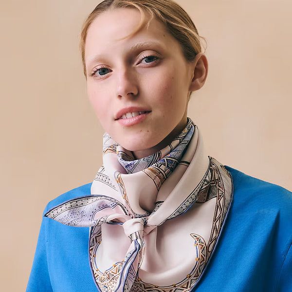 HM 26s Chevaux d'Hephaistos 90x90cm Scarf Twill Silk 402768