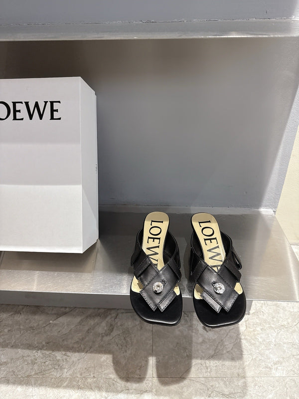 Loewe 25 Toy Panta Toe Thong 5cm Black Sheepskin