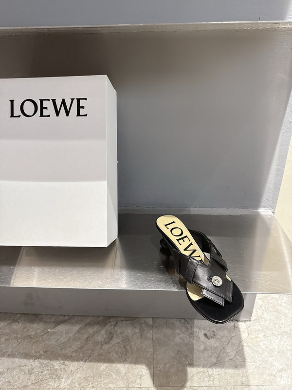 Loewe 25 Toy Panta Toe Thong 5cm Black Sheepskin