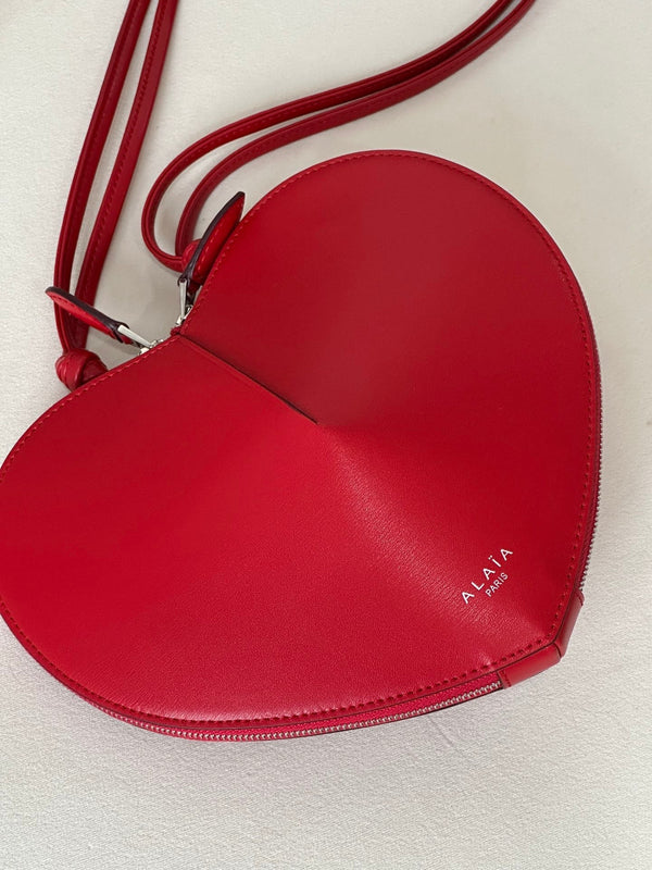 LE COEUR BAG 21 IN CRIMSON RED CALFSKIN
