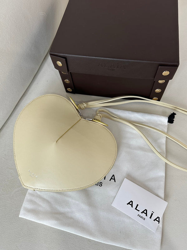 LE COEUR BAG 21 IN CREAM CALFSKIN