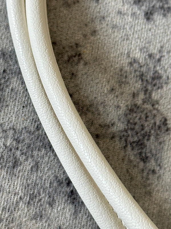 LE TECKEL MEDIUM BAG 32 IN WHITE GOATSKIN