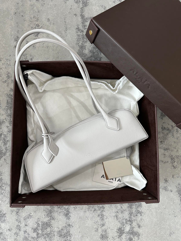 LE TECKEL SMALL BAG 27 IN PLATINUM GOATSKIN