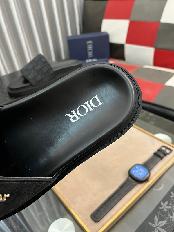 CD AQUA SLIDE SANDAL BLACK JACQUARD