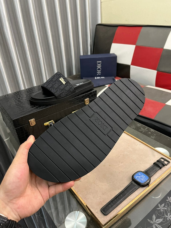 CD AQUA SLIDE SANDAL BLACK JACQUARD