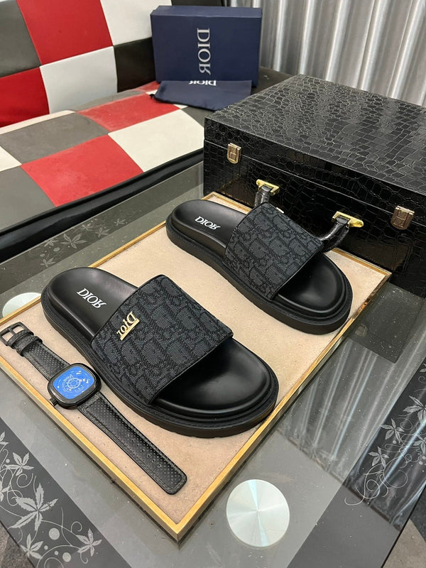 CD AQUA SLIDE SANDAL BLACK JACQUARD