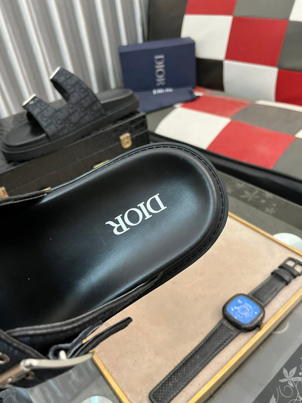 CD AQUA BUCKLE SANDAL BLACK JACQUARD