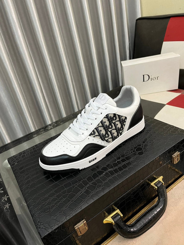 CD B27 LOW-TOP SNEAKER BLACK AND WHITE CALFSKIN