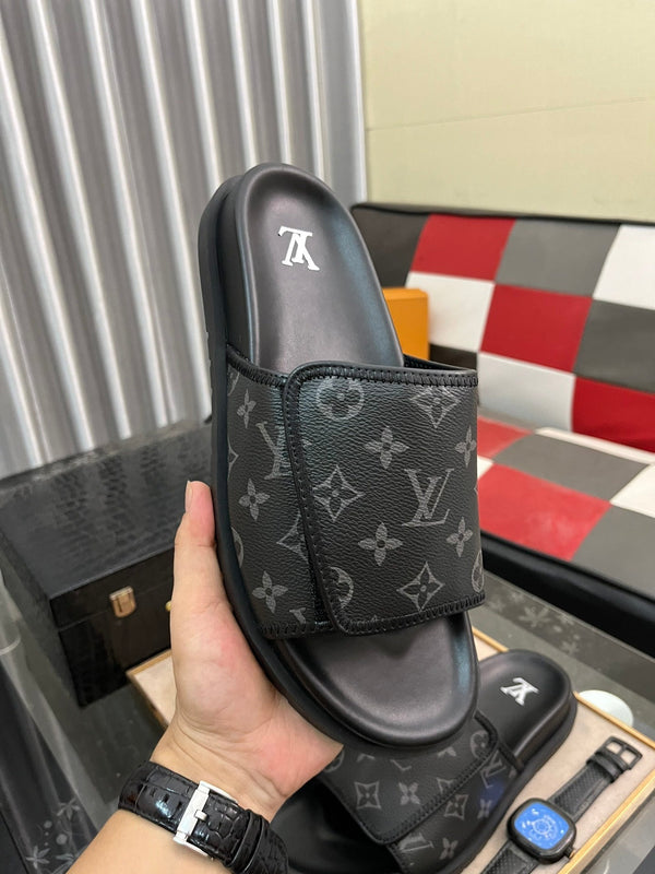 WATERFRONT MULE IN BLACK MONOGRAM RUBBER