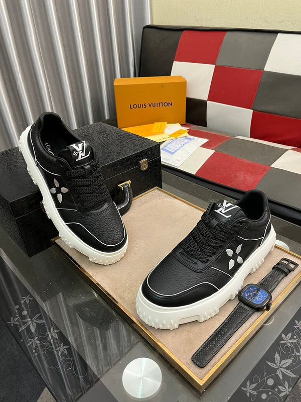 LV SNEAKER BLACK MONOGRAM CALFSKIN